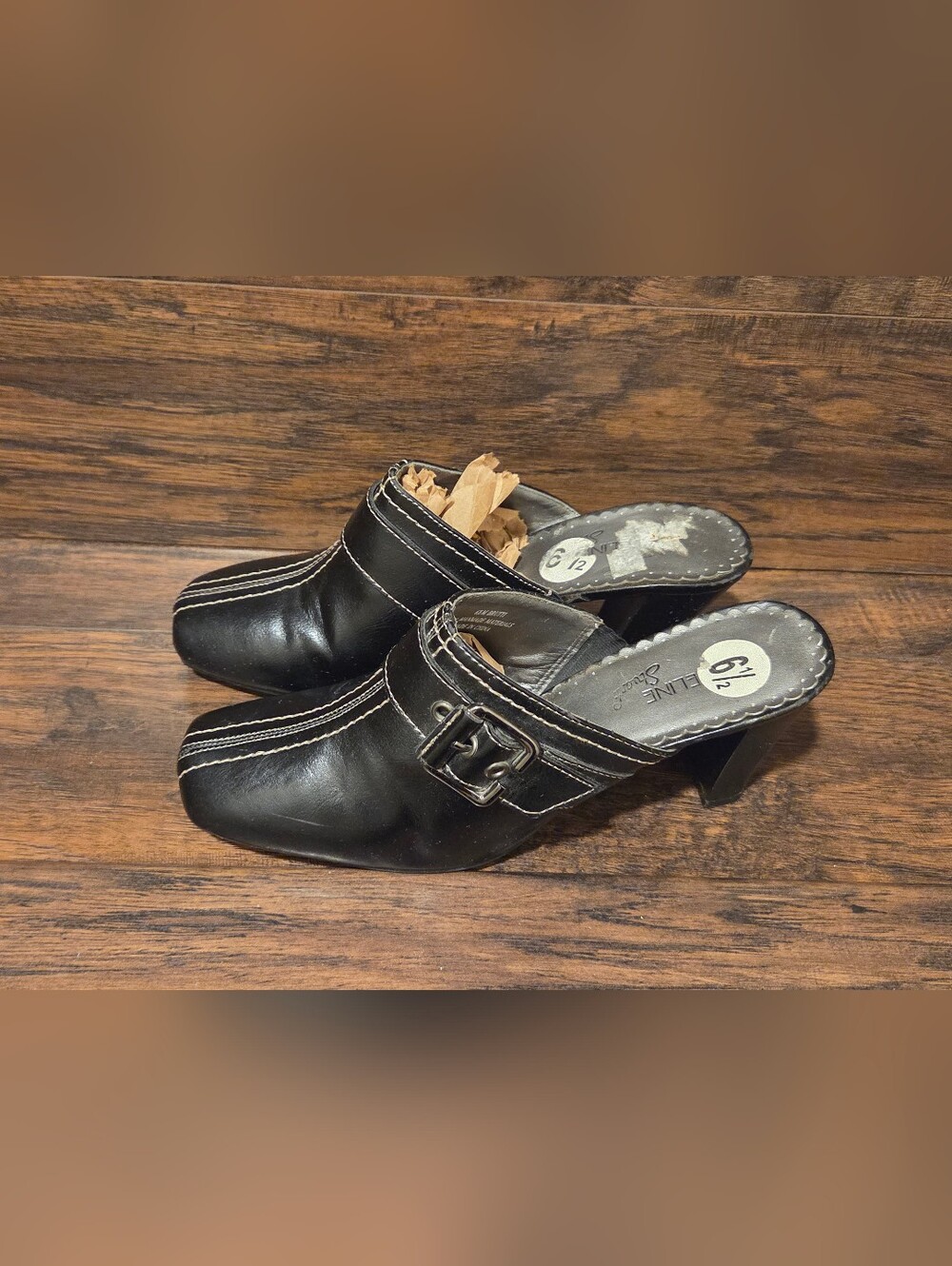 Madeleine Stuart Brutti Black Buckle Glogs Size 6.5